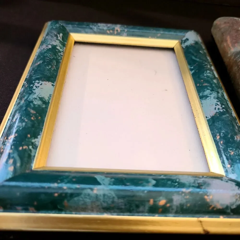 Vintage 80s Decorative Photo Frames (2 Pcs) 3